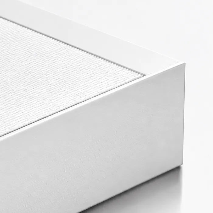White Frame corner and finish detail